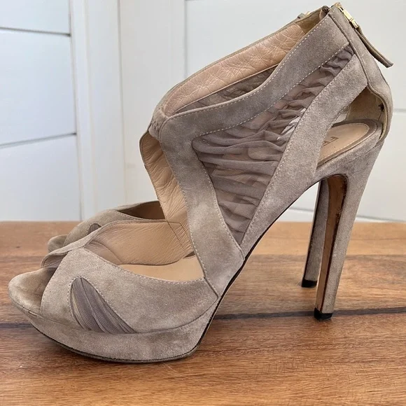 Fendi Heels - Picture 8 of 17